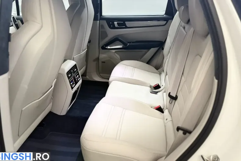 Porsche Cayenne din 2022 cu 30.000 km - oferta POR250764 - foto 16