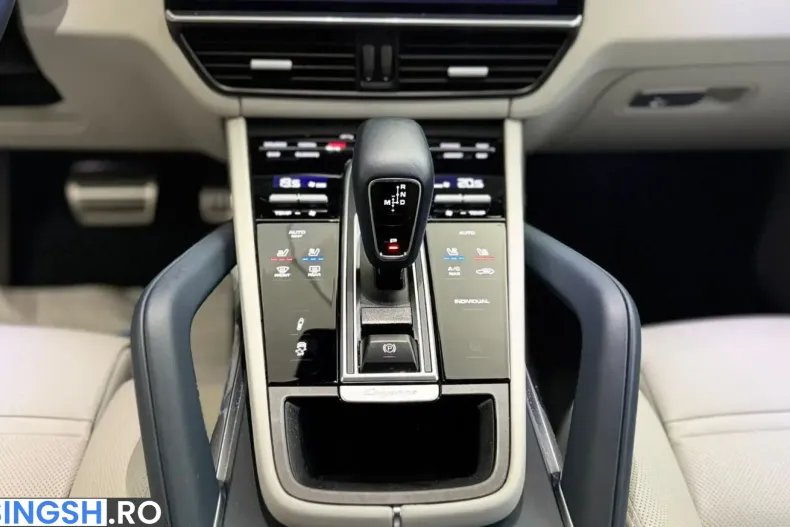 Porsche Cayenne din 2022 cu 30.000 km - oferta POR250764 - foto 29