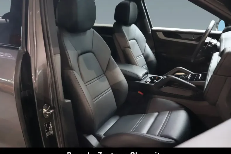 Porsche Cayenne din 2024 cu 32.370 km - oferta POR250765 - foto 27