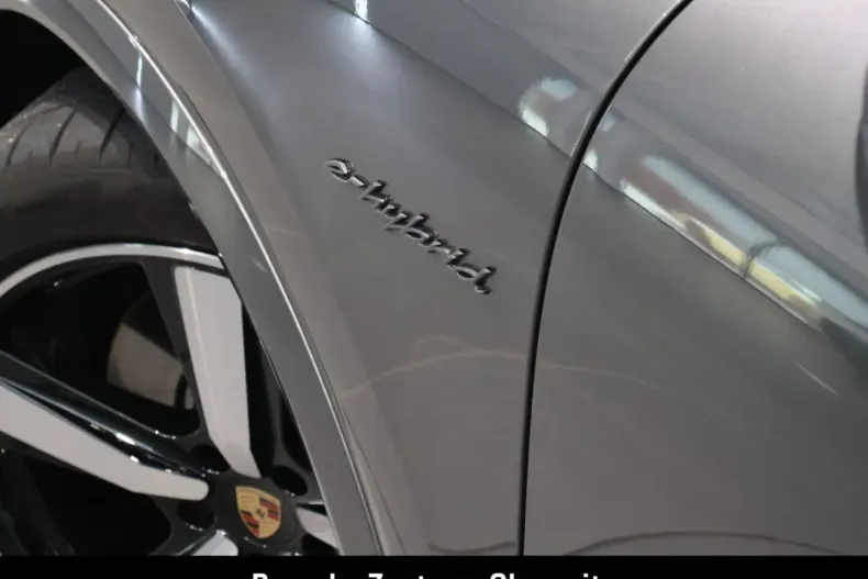 Porsche Cayenne din 2024 cu 32.370 km - oferta POR250765 - foto 35