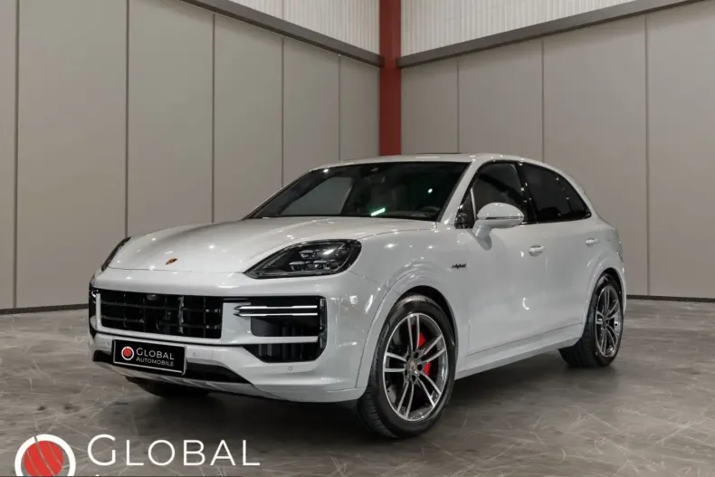 Porsche Cayenne din 2025 cu 23.700 km - oferta POR250766 - foto 1