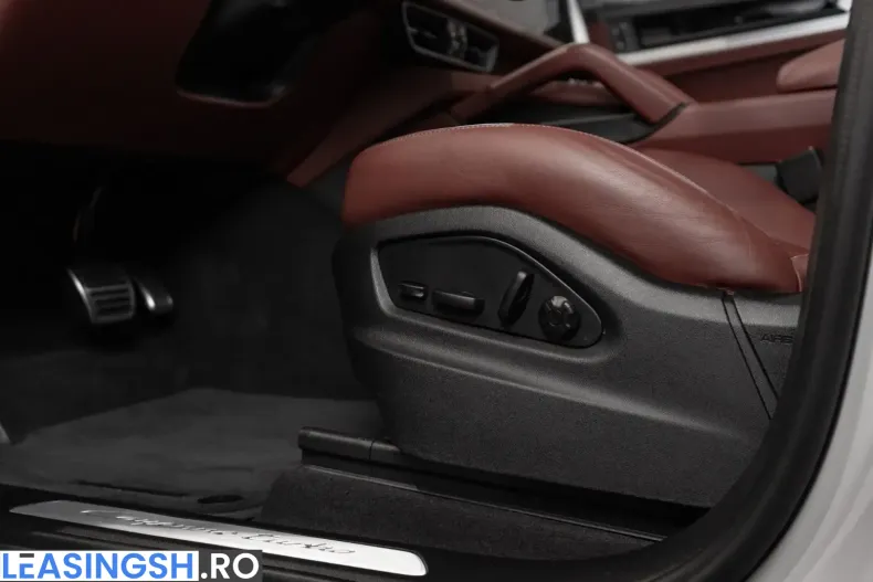 Porsche Cayenne din 2025 cu 23.700 km - oferta POR250766 - foto 17