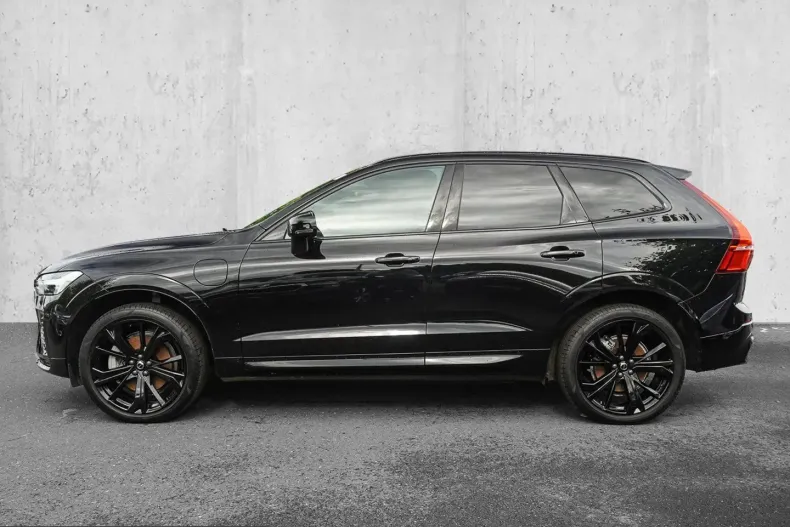 Volvo XC60 din 2024 cu 23.475 km - oferta VOL250767 - foto 4