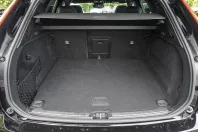 Volvo XC60 din 2024 cu 23.475 km - oferta VOL250767 - foto 17