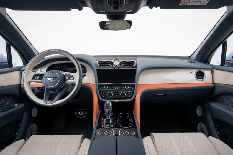 Bentley Bentayga din 2025 cu 11.500 km - oferta BEN250768 - foto 12