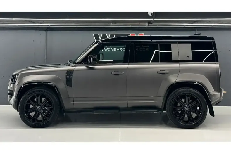 Land Rover Defender din 2025 cu 8.000 km - oferta LAN250769 - foto 5
