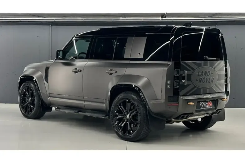 Land Rover Defender din 2025 cu 8.000 km - oferta LAN250769 - foto 7
