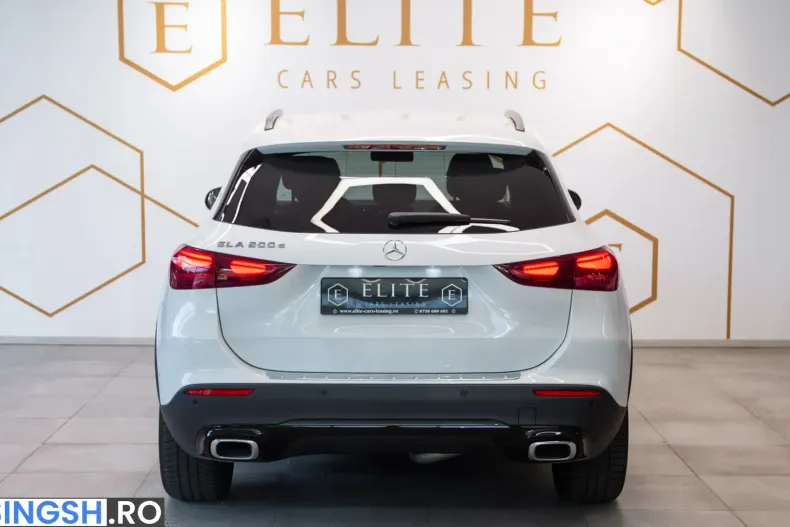 Mercedes-Benz GLA 200 (Clasa GLA) din 2024 cu 14.900 km - oferta MER250770 - foto 8