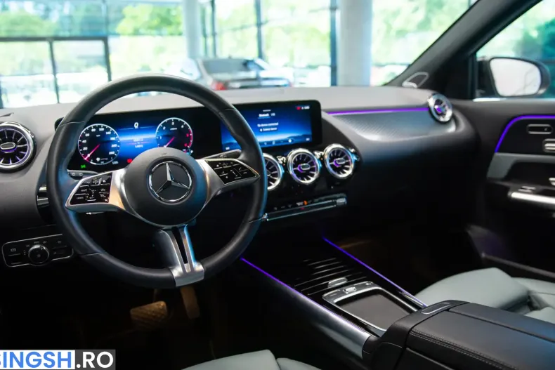 Mercedes-Benz GLA 200 (Clasa GLA) din 2024 cu 14.900 km - oferta MER250770 - foto 14