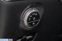 Mercedes-Benz C 300 (Clasa C) din 2025 cu 12.322 km - oferta MER250772 - foto 12
