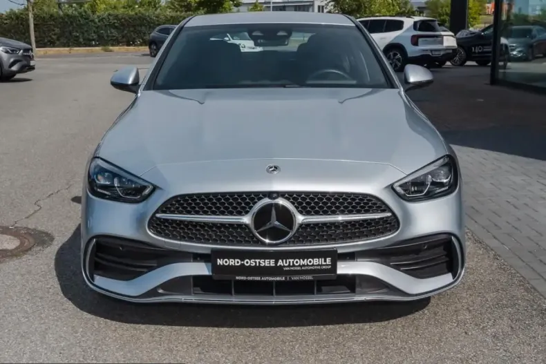 Mercedes-Benz C 300 (Clasa C) din 2025 cu 13.849 km - oferta MER250773 - foto 4