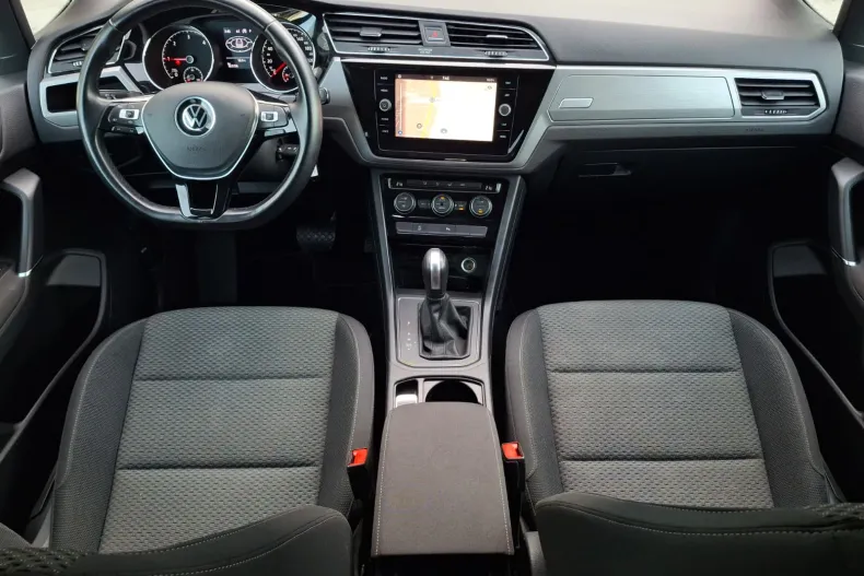 Volkswagen Touran din 2021 cu 167.256 km - oferta VOL250777 - foto 16