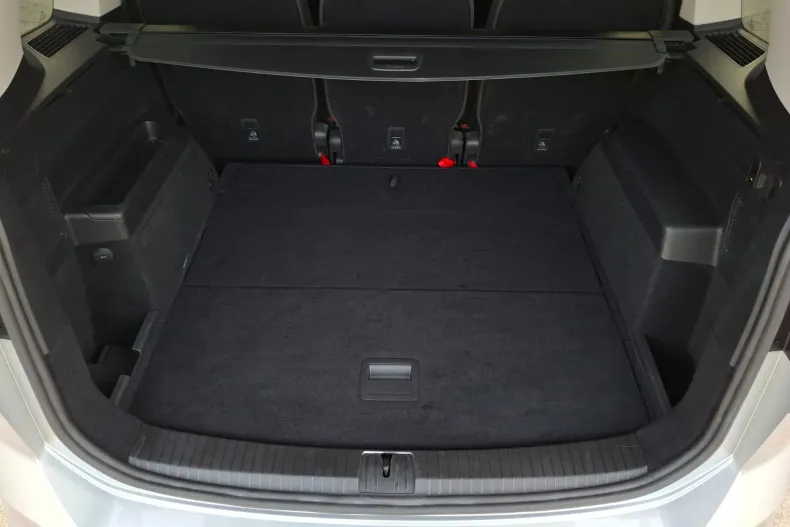 Volkswagen Touran din 2021 cu 167.256 km - oferta VOL250777 - foto 24