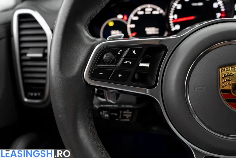 Porsche Cayenne Coupe din 2021 cu 84.530 km - oferta POR250783 - foto 32