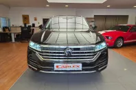 Volkswagen Touareg din 2023 cu 113.800 km - oferta VOL250792 - foto 2