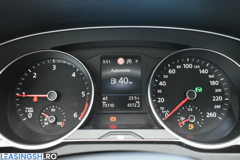 Volkswagen Passat din 2021 cu 73.110 km - oferta VOL250795 - foto 5
