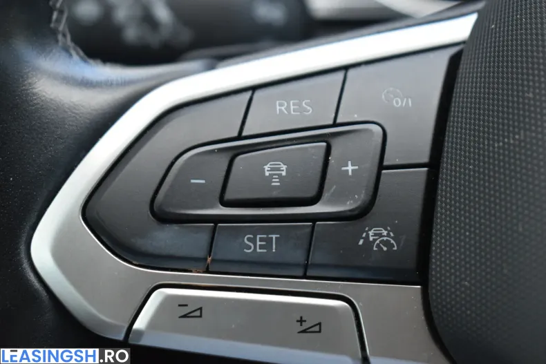 Volkswagen Passat din 2021 cu 73.110 km - oferta VOL250795 - foto 13