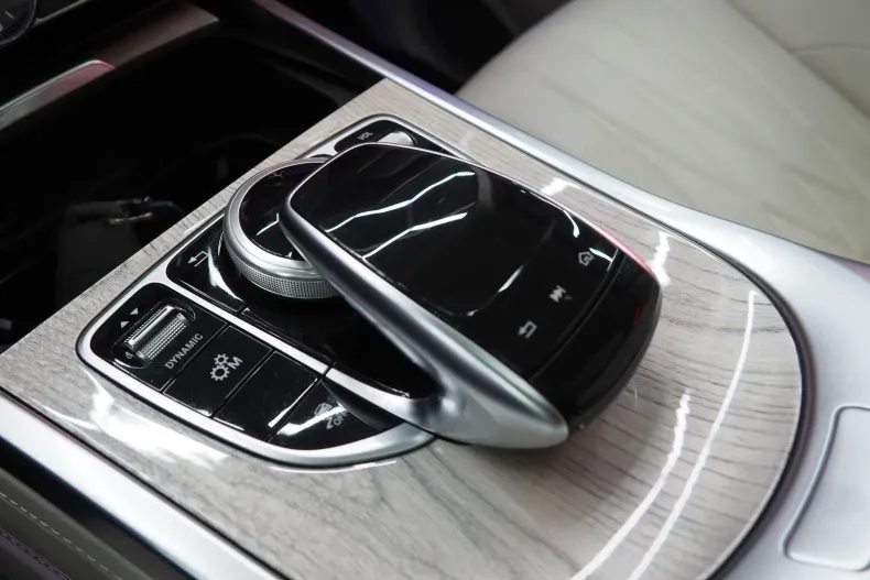 Mercedes-Benz G din 2024 cu 41.309 km - oferta MER250799 - foto 18