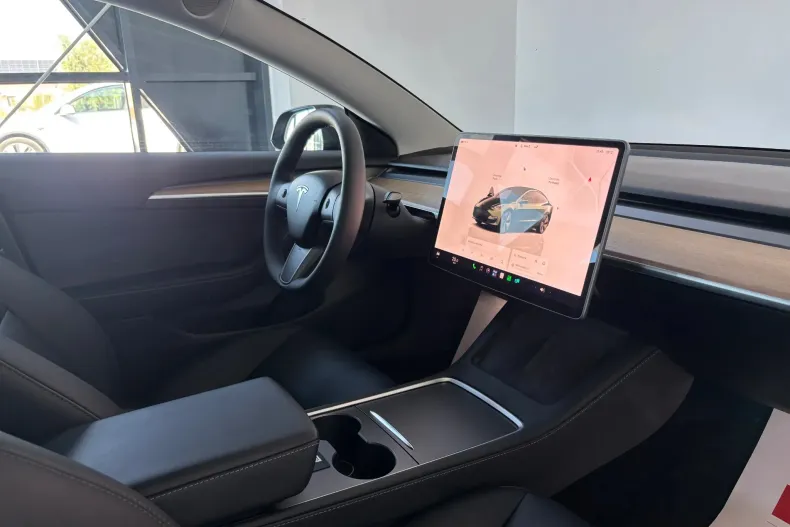 Tesla Model 3 din 2023 cu 99.000 km - oferta TES250816 - foto 6