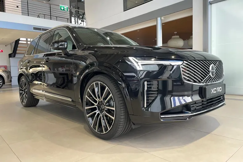 Volvo XC90 din 2025 cu 9 km - oferta VOL250827 - foto 3