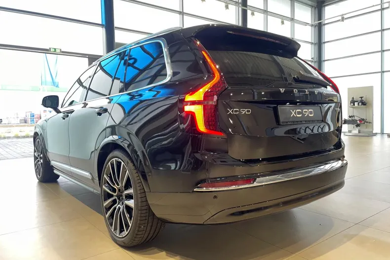 Volvo XC90 din 2025 cu 9 km - oferta VOL250827 - foto 7