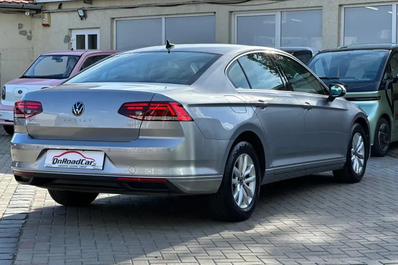 Volkswagen Passat din 2022 cu 66.551 km - oferta VOL250830 - foto 3