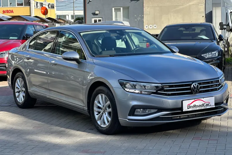 Volkswagen Passat din 2022 cu 66.551 km - oferta VOL250830 - foto 4