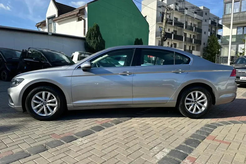 Volkswagen Passat din 2022 cu 66.551 km - oferta VOL250830 - foto 7