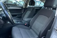Volkswagen Passat din 2022 cu 66.551 km - oferta VOL250830 - foto 14