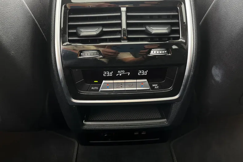 BMW X7 (Seria X) din 2022 cu 143.700 km - oferta BMW250842 - foto 13