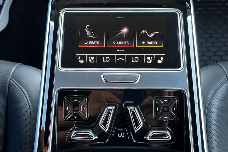 Audi A8 din 2021 cu 59.265 km - oferta AUD250847 - foto 13