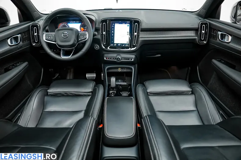 Volvo XC40 din 2021 cu 147.000 km - oferta VOL250848 - foto 14