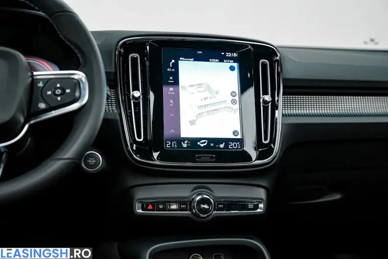 Volvo XC40 din 2021 cu 147.000 km - oferta VOL250848 - foto 31