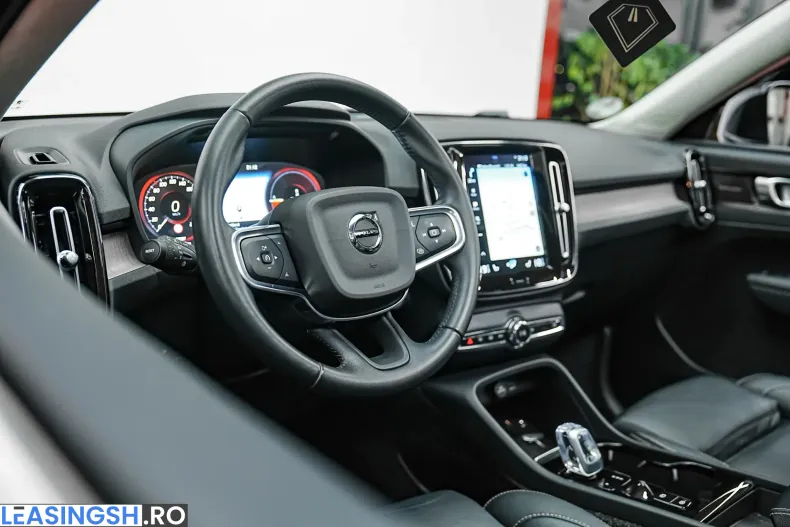 Volvo XC40 din 2020 cu 107.000 km - oferta VOL250849 - foto 14