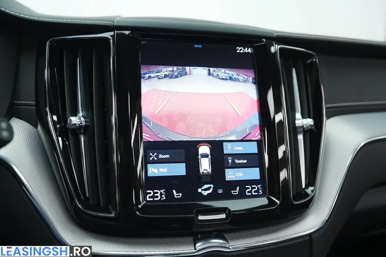 Volvo XC60 din 2020 cu 169.000 km - oferta VOL250856 - foto 32