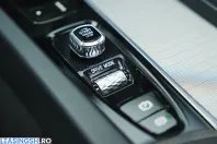 Volvo XC60 din 2020 cu 169.000 km - oferta VOL250856 - foto 38
