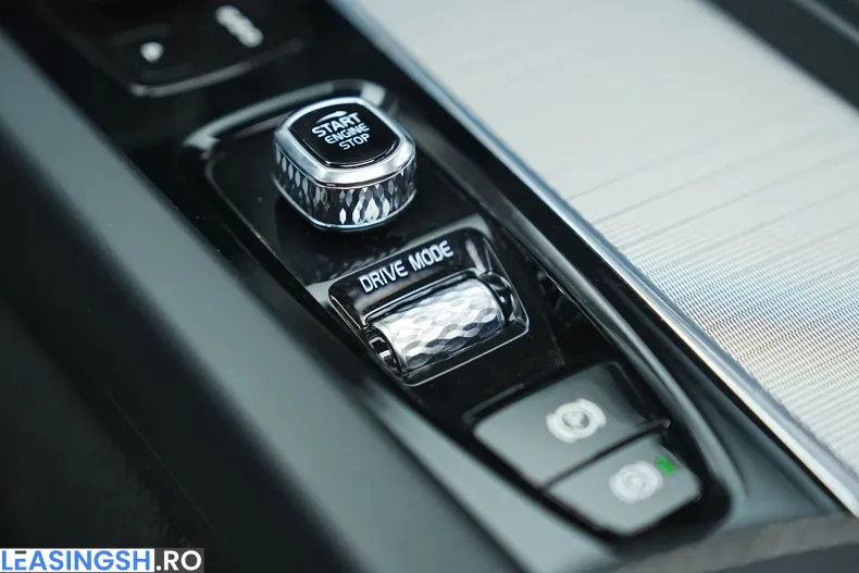Volvo XC60 din 2020 cu 169.000 km - oferta VOL250856 - foto 38