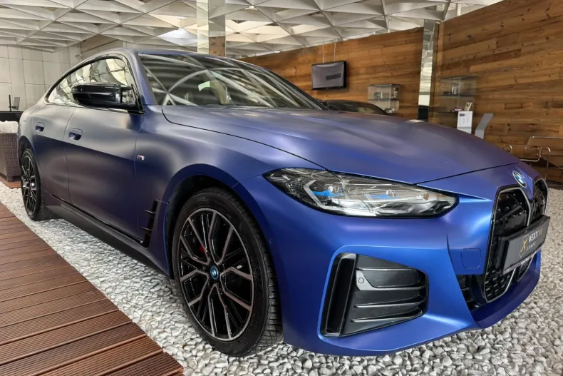BMW i4 (Seria 4) din 2023 cu 93.102 km - oferta BMW250859 - foto 3