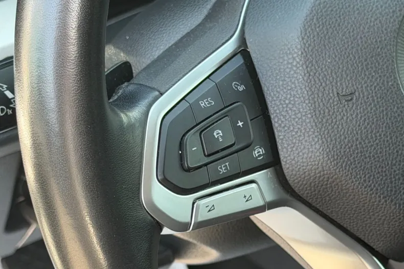 Volkswagen Golf din 2021 cu 84.963 km - oferta VOL250872 - foto 9