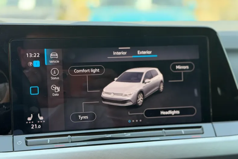 Volkswagen Golf din 2021 cu 84.963 km - oferta VOL250872 - foto 22