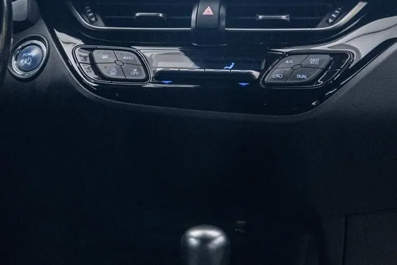 Toyota C-HR din 2022 cu 155.000 km - oferta TOY250885 - foto 4