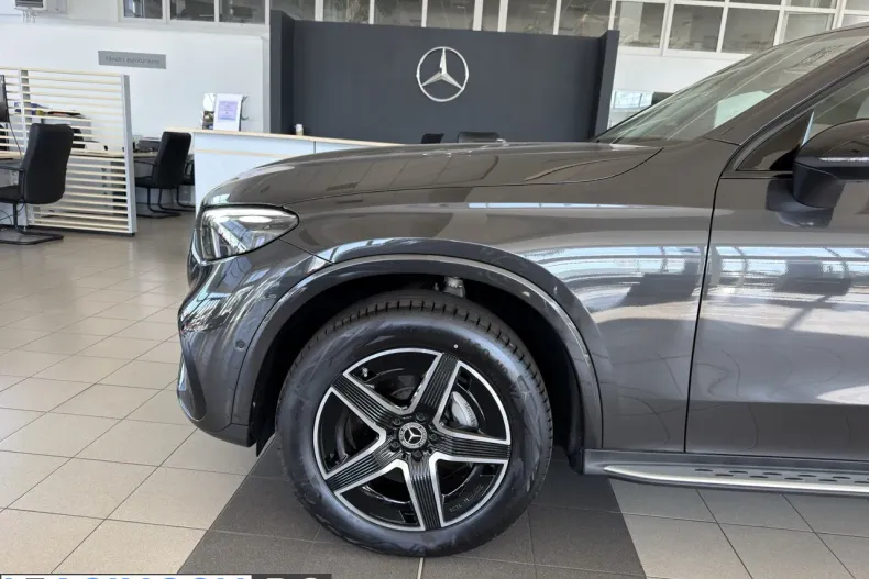 Mercedes-Benz GLC din 2025 cu 12.900 km - oferta MER250892 - foto 3
