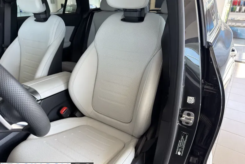 Mercedes-Benz GLC din 2025 cu 12.900 km - oferta MER250892 - foto 16