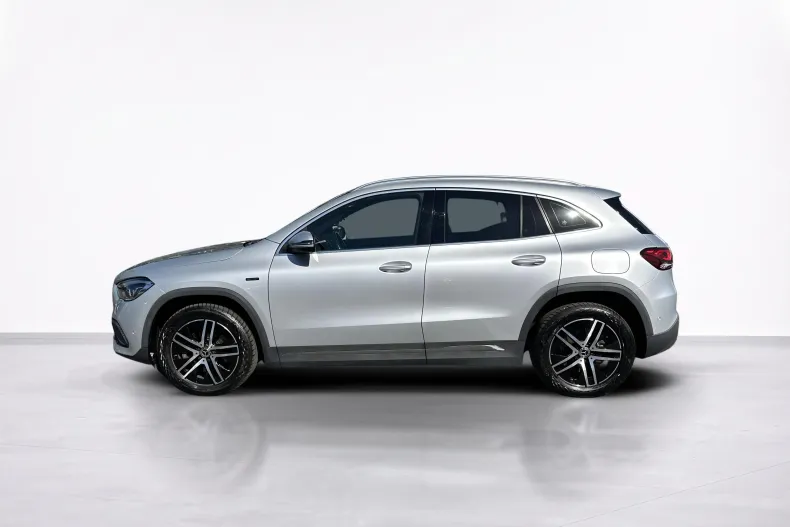 Mercedes-Benz GLA din 2021 cu 122.358 km - oferta MER250906 - foto 2