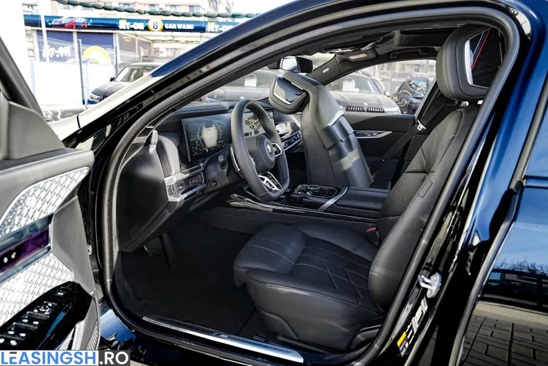 BMW 750e (Seria 7) din 2024 cu 7.700 km - oferta BMW250924 - foto 10