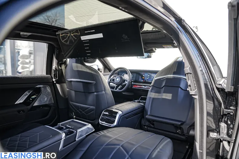 BMW 750e (Seria 7) din 2024 cu 7.700 km - oferta BMW250924 - foto 27