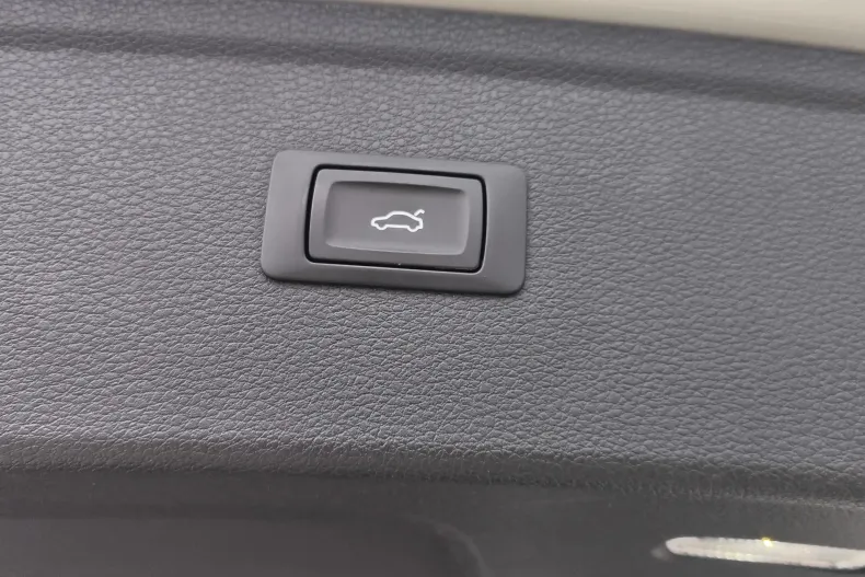 Audi Q5 din 2023 cu 147.900 km - oferta AUD250963 - foto 33