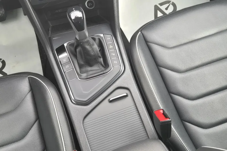 Volkswagen Tiguan din 2021 cu 104.276 km - oferta VOL250975 - foto 21