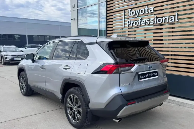 Toyota RAV4 din 2022 cu 76.823 km - oferta TOY250987 - foto 4