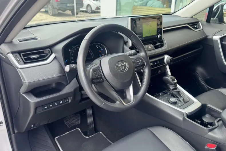 Toyota RAV4 din 2022 cu 76.823 km - oferta TOY250987 - foto 10